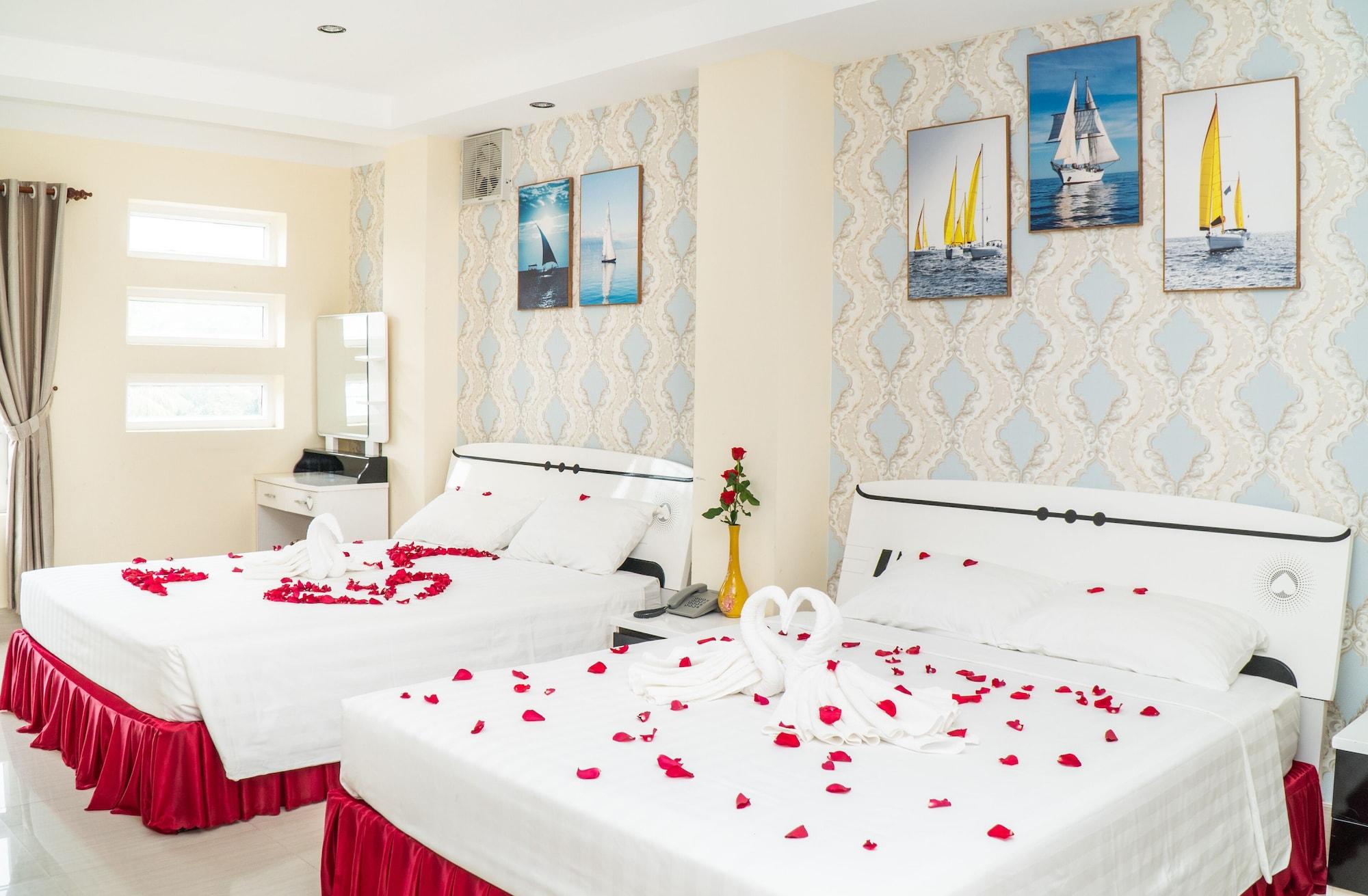 Sun & Sea Hotel Дуонг-Донг Экстерьер фото